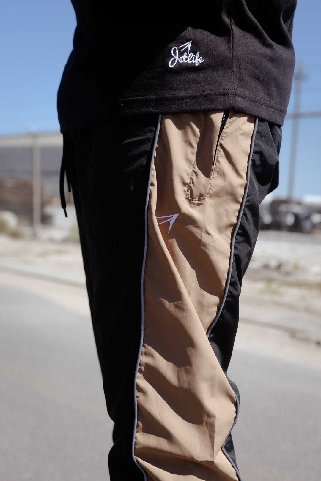 JET LIFE TRACK PANTS [Black/Gold]