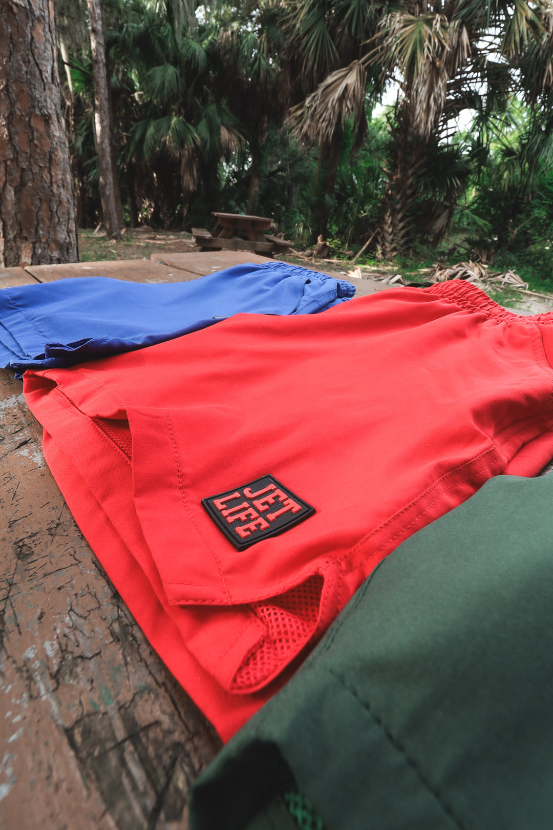 JET LIFE PERFORMANCE SPORTS SHORTS [RED]