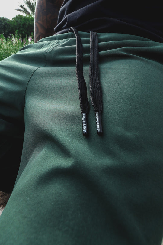 JET LIFE PERFORMANCE SPORTS SHORTS [FOREST]